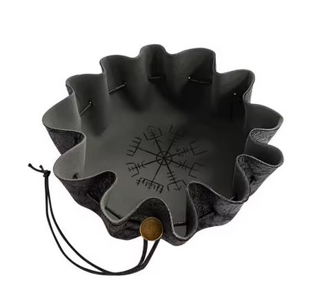 Bourse a dés / Tapis de dés style nordique