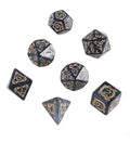Set mit 7 gravierten Würfeln für Brettspiele